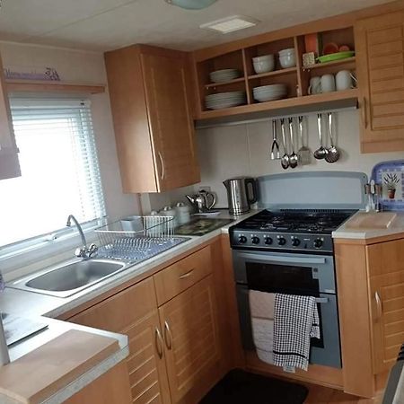 I 10 Caravan 4 Berth Chase Caravan Park 英戈尔德梅尔斯 外观 照片