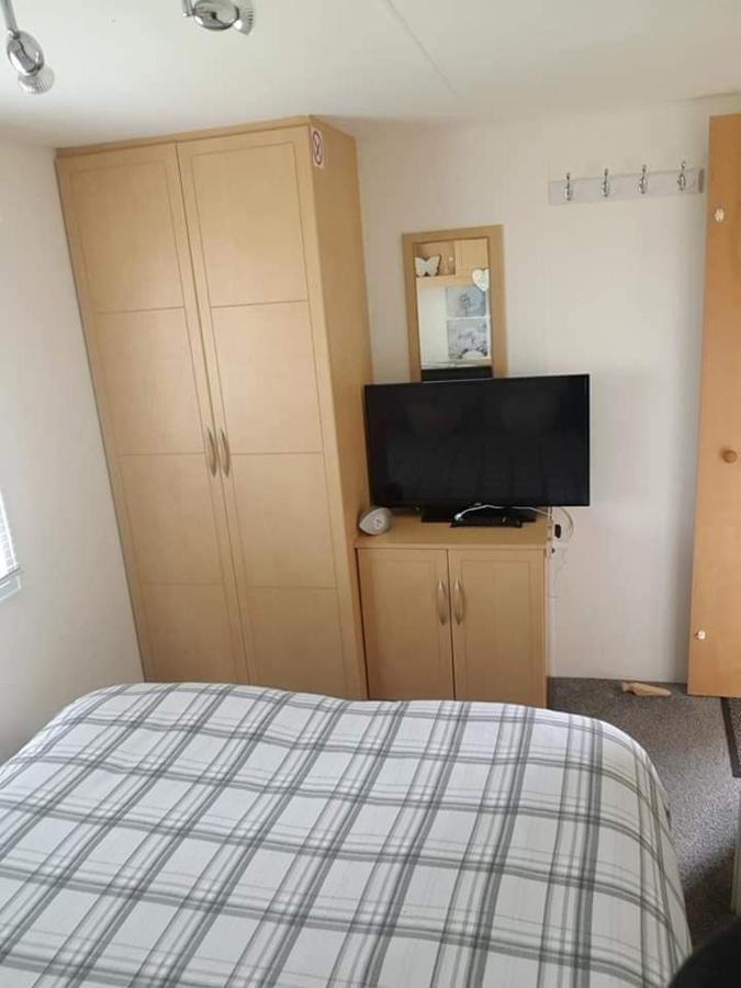 I 10 Caravan 4 Berth Chase Caravan Park 英戈尔德梅尔斯 外观 照片