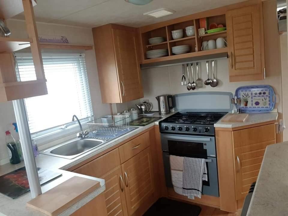I 10 Caravan 4 Berth Chase Caravan Park 英戈尔德梅尔斯 外观 照片